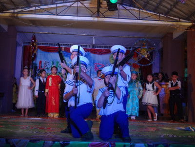 Le hoi trang ram   Vang Trang Tuoi Tho 2014