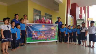 Trường tiểu học An Lập tổ chức chấm lồng đèn đẹp chào đón tết trung thu