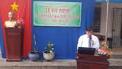 Tân Phó hiệu trưởng lên phát biểu